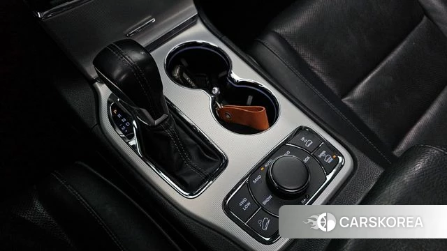 Jeep Grand Cherokee id 3965877 из Кореи 19