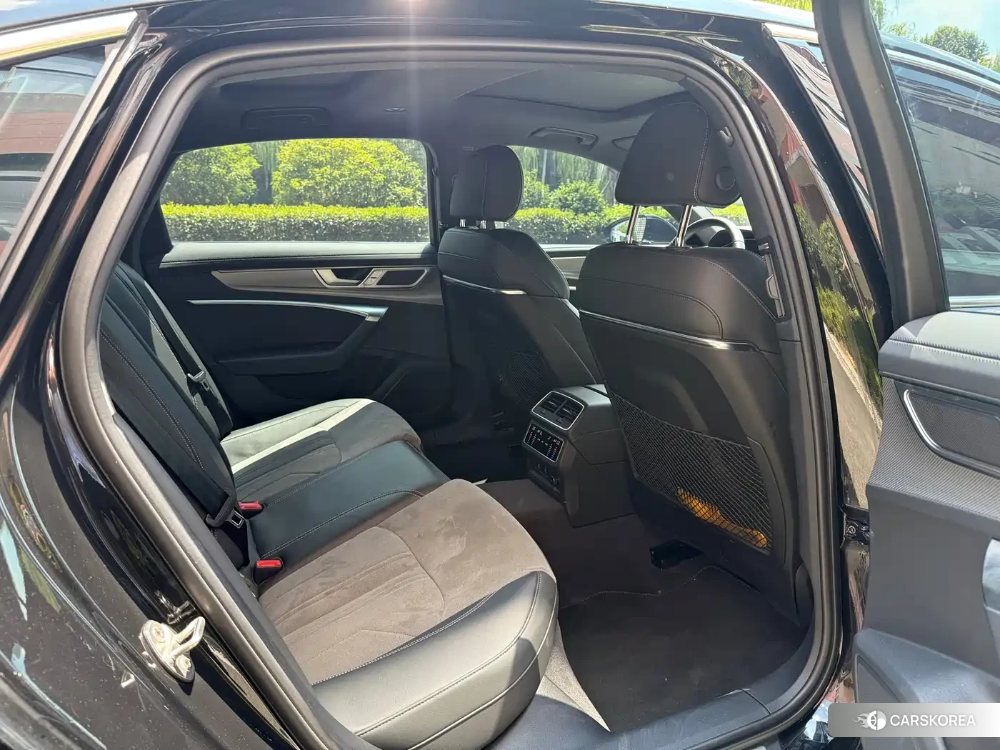 Audi A6L id 4547322 из Китая 15