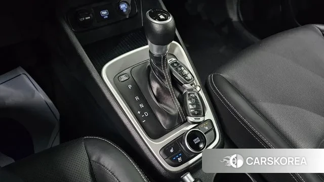 Hyundai Venue id 2890689 из Кореи 19