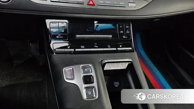 Hyundai The New Grandeur IG id 3760491 из Кореи 19