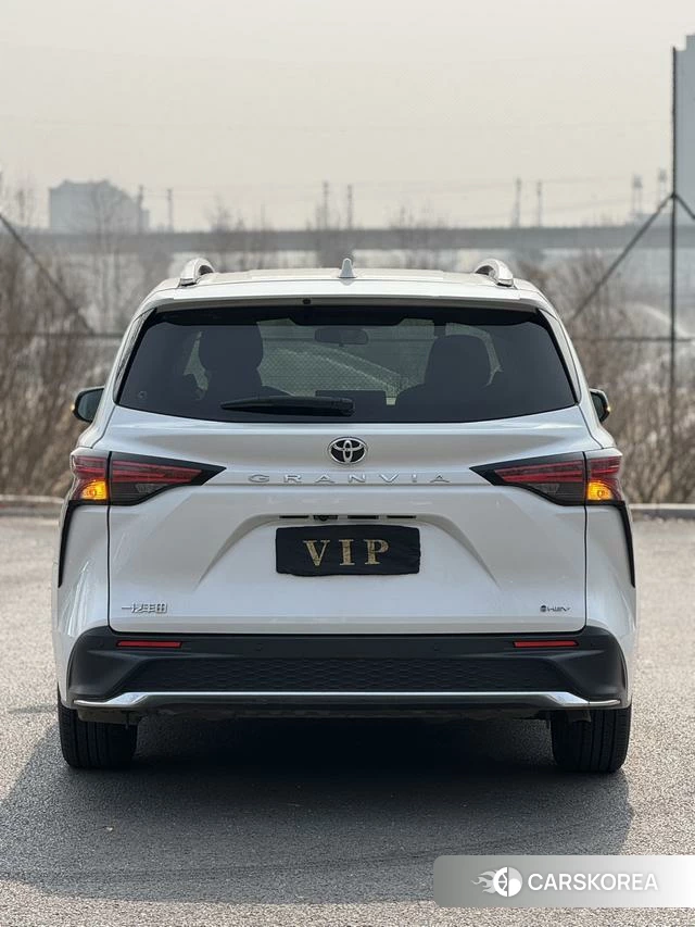 Toyota Grevia id 4275772 из Китая 10