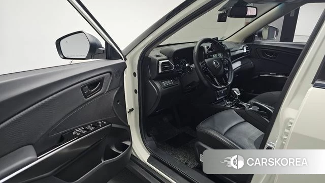 Ssangyong The New Tivoli id 4201445 из Кореи 30