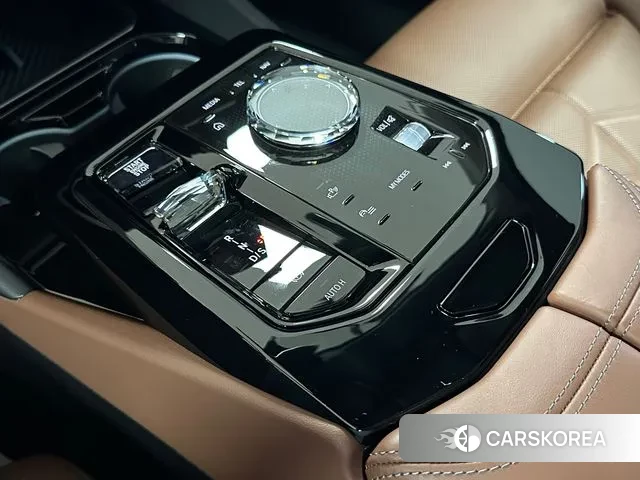 BMW 5 Series (G60) id 3036288 из Кореи 19