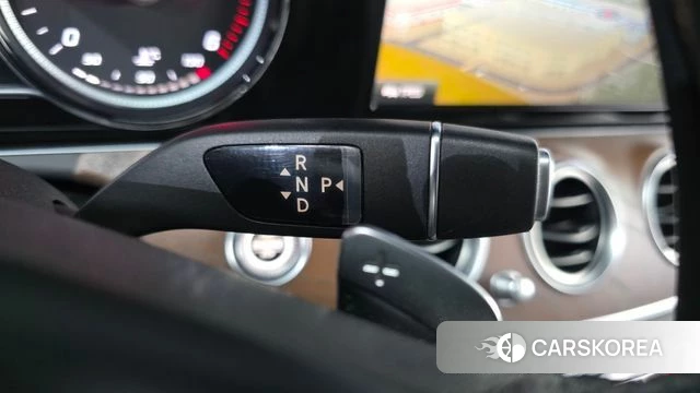 Mercedes-Benz E-Class W213 id 4760294 из Кореи 30