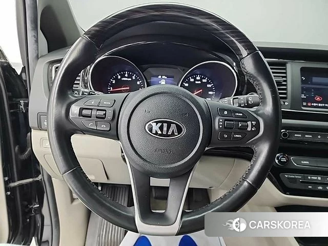 Kia The New Carnival id 3965808 из Кореи 18