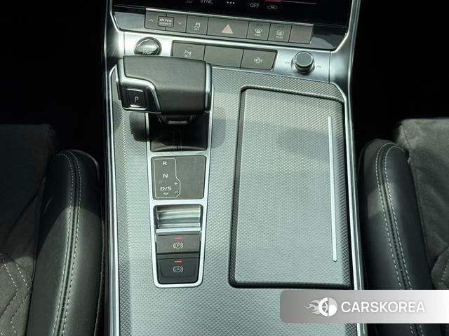 Audi A6L id 4278735 из Китая 15