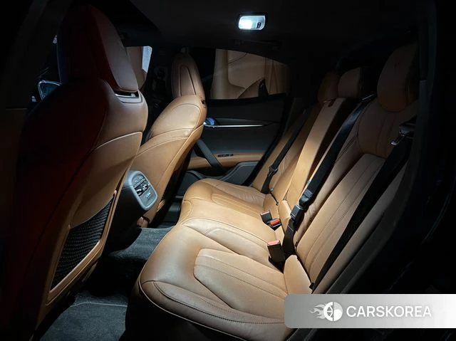 Maserati Ghibli id 3852696 из Кореи 15