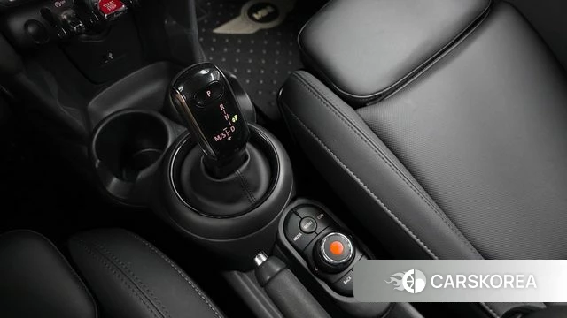 Mini Cooper id 4619937 из Кореи 29