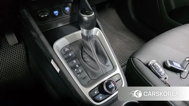 Hyundai Venue id 3373915 из Кореи 19