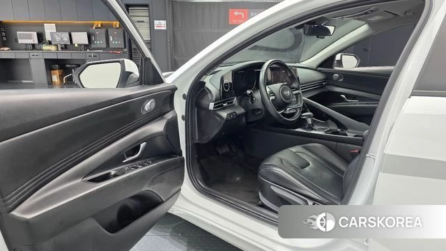 Hyundai Avante Hybrid (CN7) id 3941318 из Кореи 19