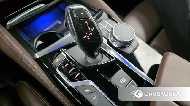 BMW 5 Series (G30) id 3772891 из Кореи 19