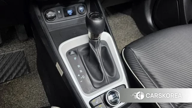 Hyundai Venue id 3616710 из Кореи 19