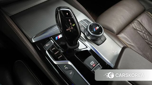 BMW 5 Series (G30) id 4203625 из Кореи 19