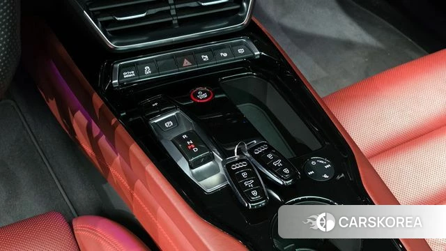 Audi e-Tron GT id 3819003 из Кореи 19