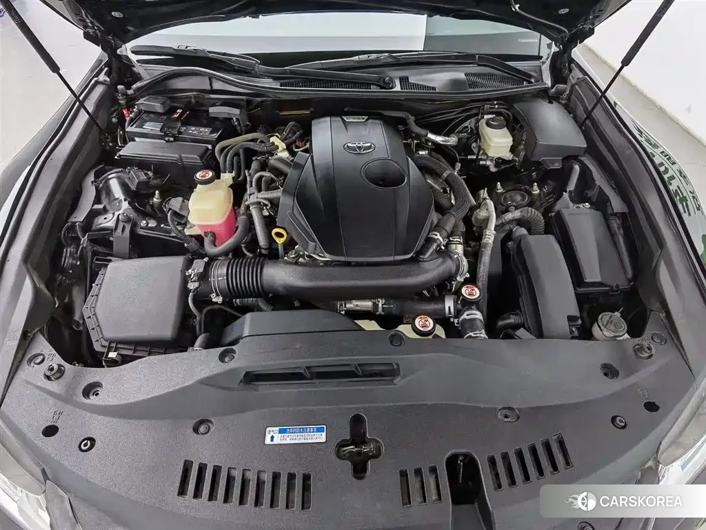 Toyota Crown id 4576808 из Китая 23