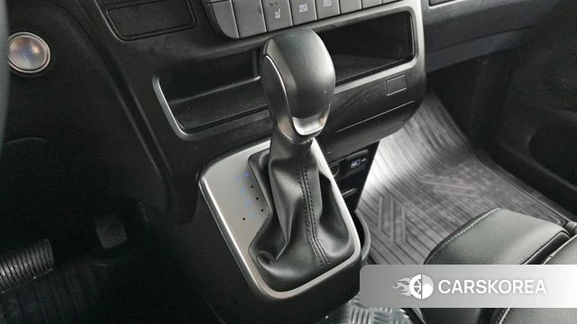 Hyundai Staria id 4308400 из Кореи 30