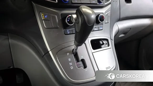 Hyundai The New Grand Starex id 3439916 из Кореи 19