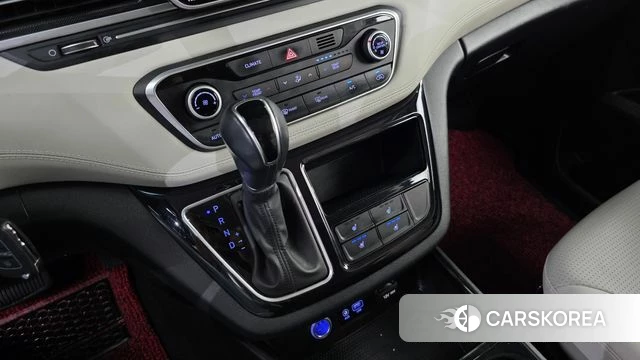 Hyundai The New Grand Starex id 4633153 из Кореи 33