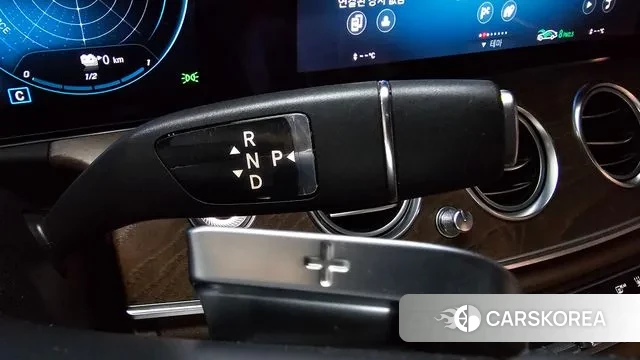 Mercedes-Benz E-Class W213 id 3587616 из Кореи 19