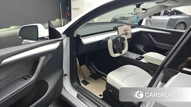 Tesla Model Y id 4584641 из Кореи 30