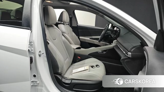 Hyundai Avante Hybrid (CN7) id 4688180 из Кореи 29