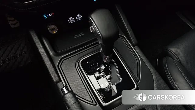 Ssangyong The New Rexton Sports Cannes id 2993948 из Кореи 19