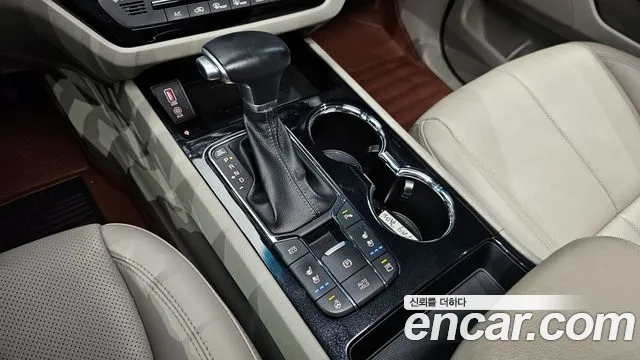 Kia The New Carnival id 2813607 из Кореи 19