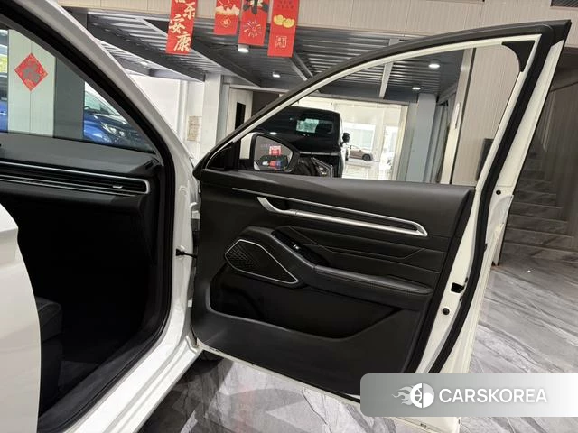 Geely Automobile Emgrand id 4221221 из Китая 32