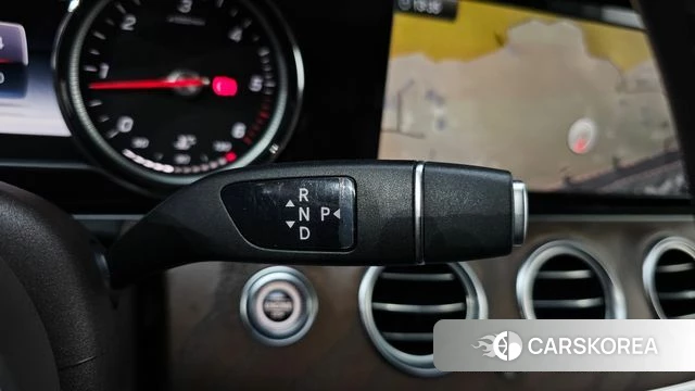 Mercedes-Benz E-Class W213 id 4384378 из Кореи 30