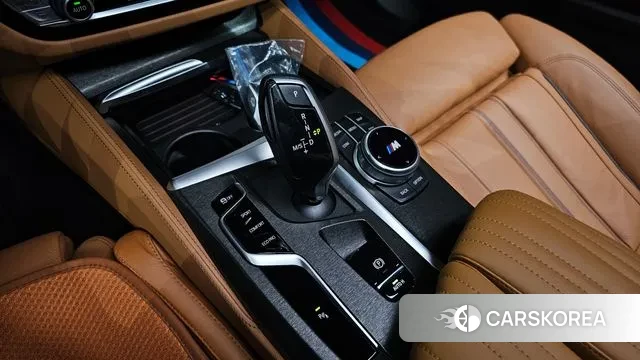 BMW 5 Series (G30) id 3058997 из Кореи 19