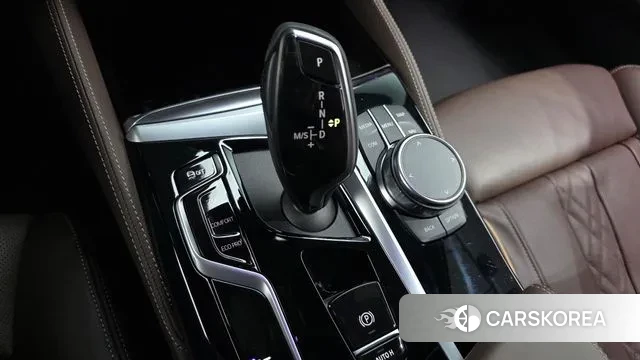 BMW 5 Series (G30) id 3447604 из Кореи 19