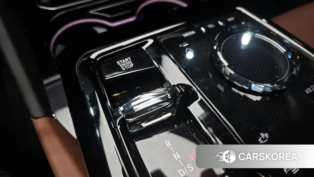 BMW 5 Series (G60) id 3711213 из Кореи 19