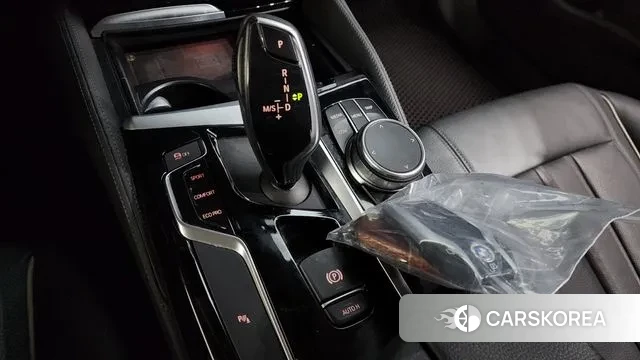 BMW 5 Series (G30) id 3324768 из Кореи 19