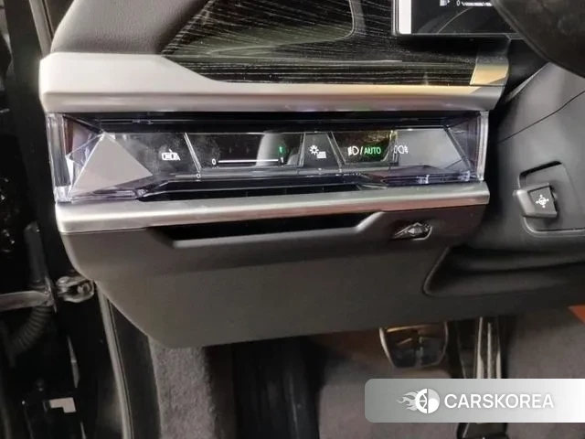 BMW 7 Series (G70) id 3431301 из Кореи 19