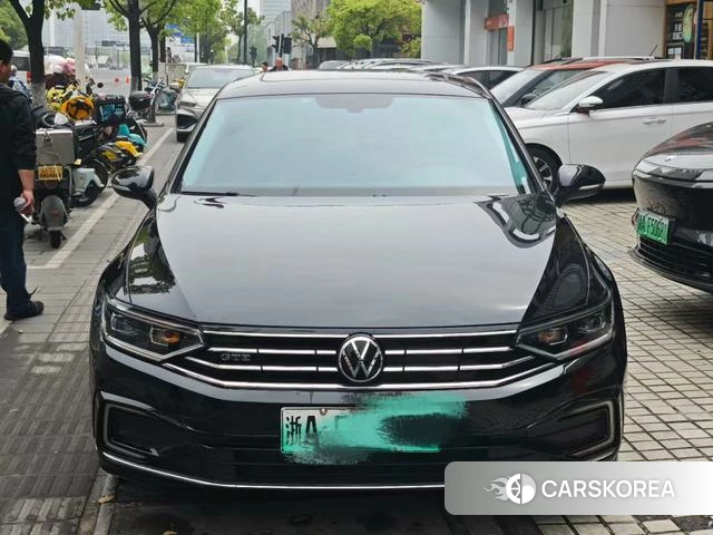 Volkswagen Magotan PHEV id 4272216 из Китая 9