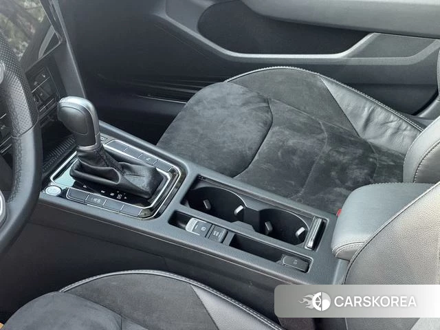 Volkswagen CC id 4242190 из Китая 9
