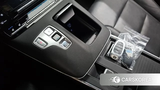 Hyundai The New Grandeur IG id 3385125 из Кореи 19