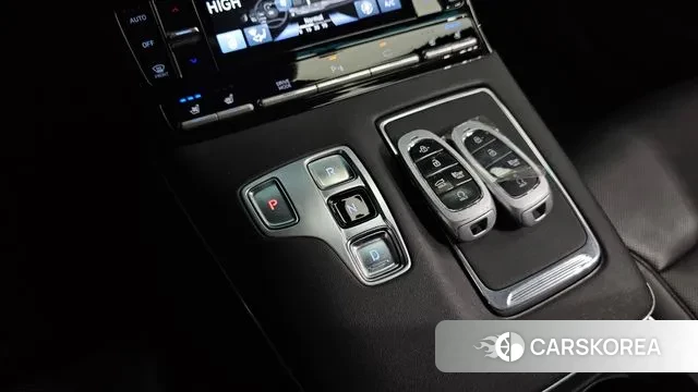 Hyundai The New Grandeur IG id 3556307 из Кореи 19