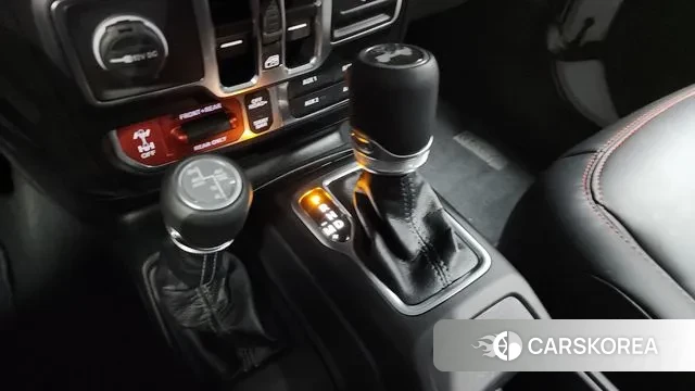 Jeep Wrangler (JL) id 3517571 из Кореи 19