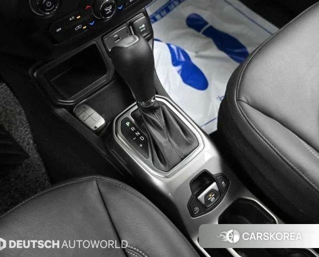 Jeep Renegade id 4454839 из Кореи 19