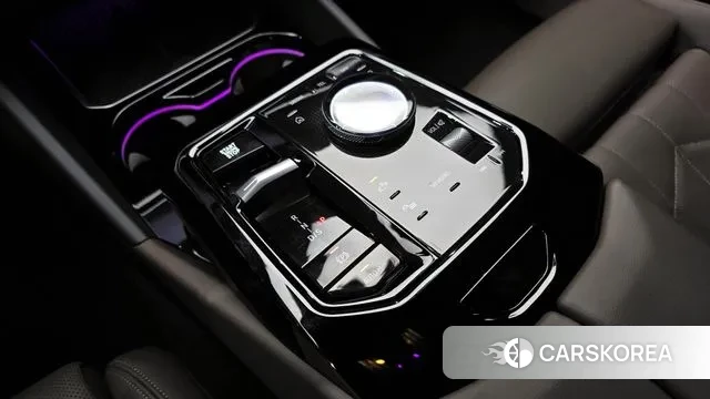 BMW 5 Series (G60) id 3679377 из Кореи 19