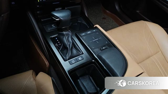 Lexus ES300h 7th generation id 4894390 из Кореи 32
