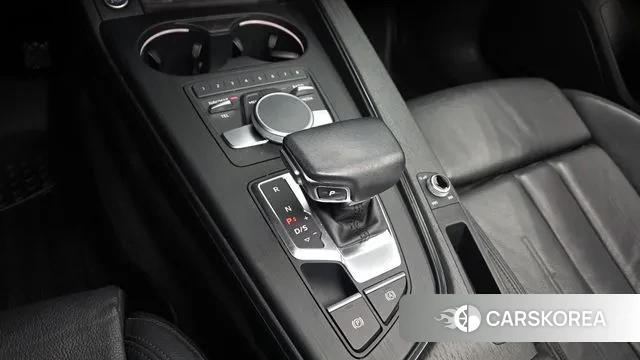 Audi A4 (B9) id 3608328 из Кореи 19