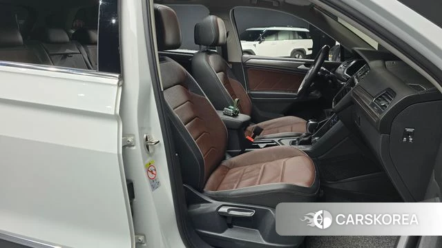 Volkswagen Tiguan Allspace id 3787223 из Кореи 19