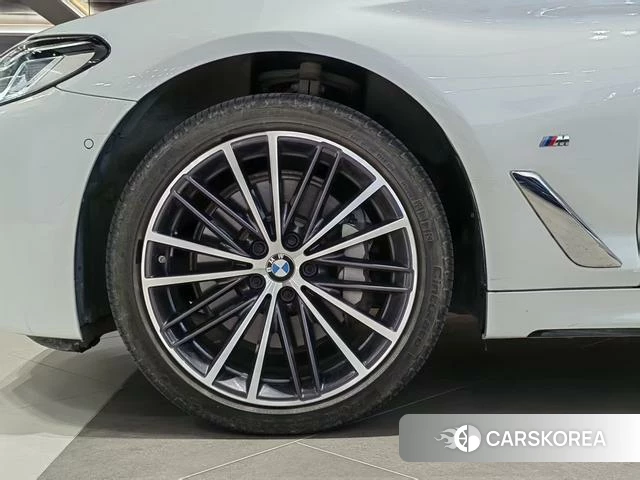 BMW 5 series id 4278279 из Китая 13