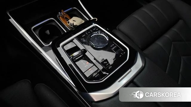 BMW 7 Series (G70) id 4539727 из Кореи 32