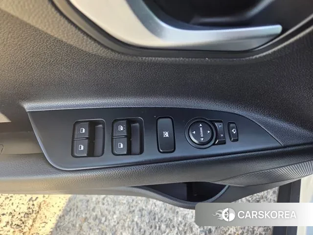 Kia Stonic id 3619497 из Кореи 19