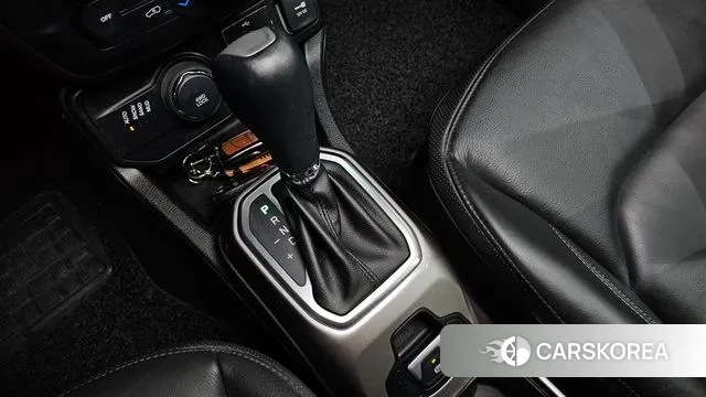 Jeep Renegade id 3181792 из Кореи 19