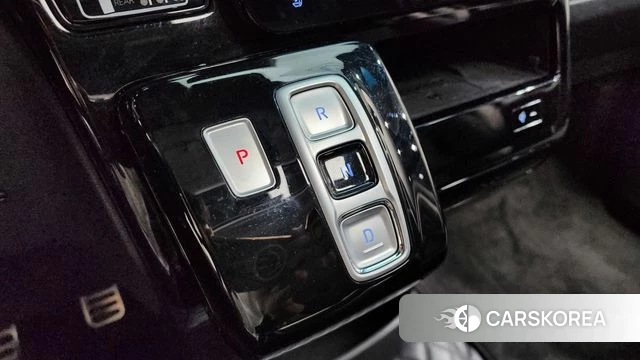Hyundai Staria id 4555764 из Кореи 35