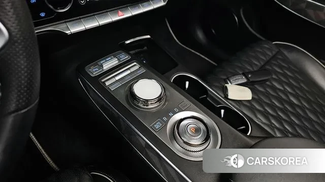 Genesis GV70 id 3427520 из Кореи 19